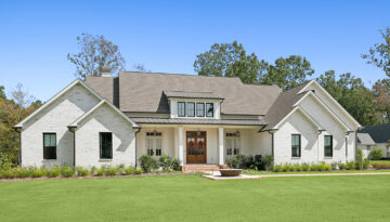 New home construction by West Custom Homes in Pontchartrain Oaks, in Madisonville